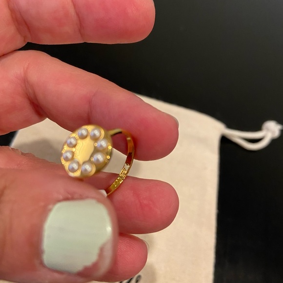 NWT preppy dainty minimalist J. Crew gold plated Pearl Dot Disc Ring size 6 - Picture 14 of 14